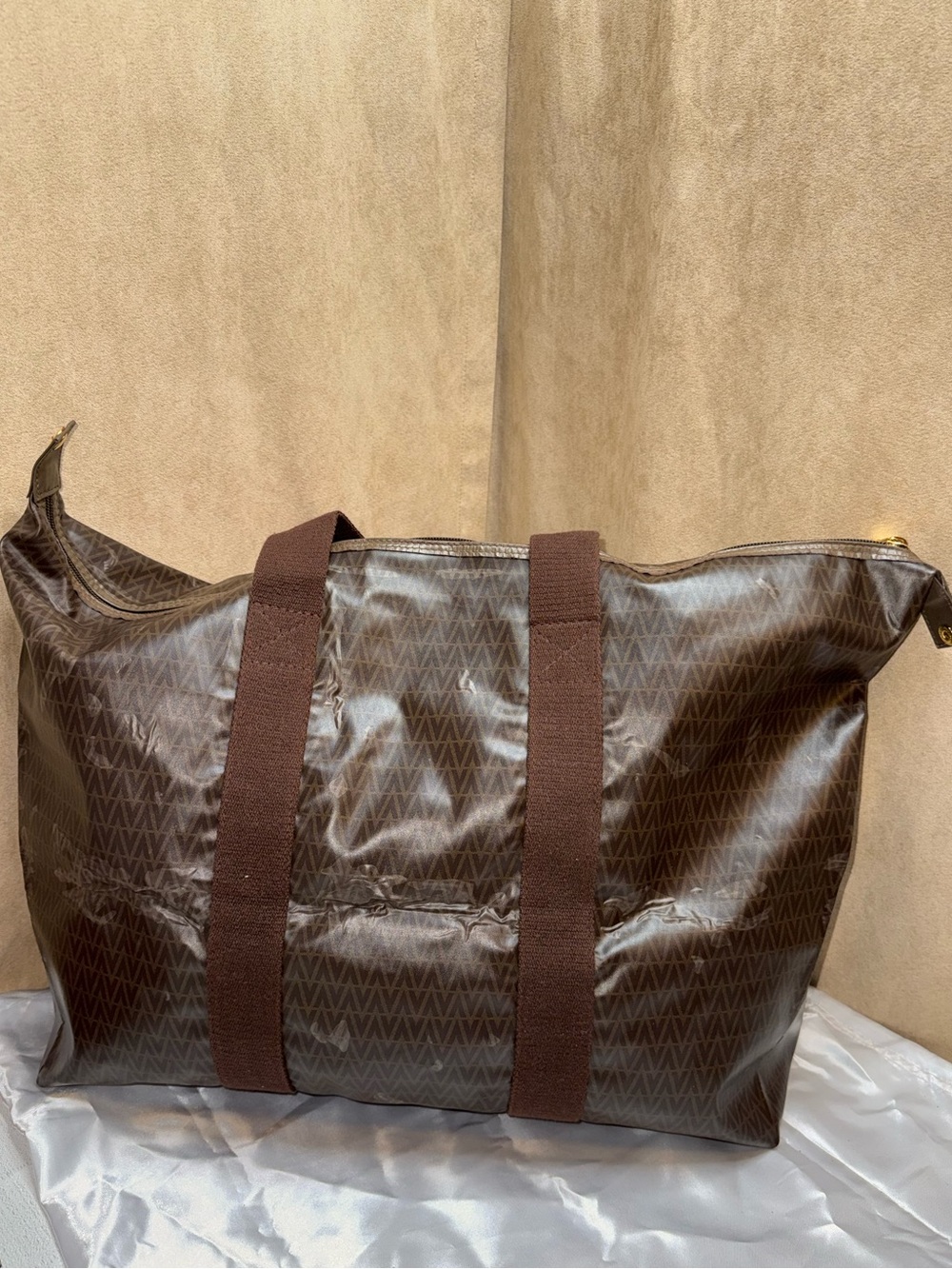 Mario Valentino Coated Canvas Large Tote Weekender Bag V Logo-with callouts - Picture 2 of 15
